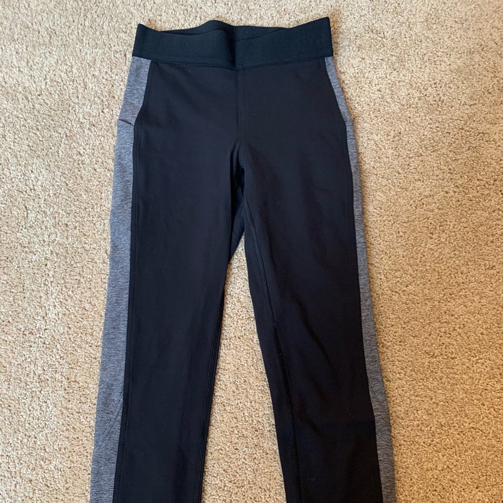 7/8 grey and black exercise leggings